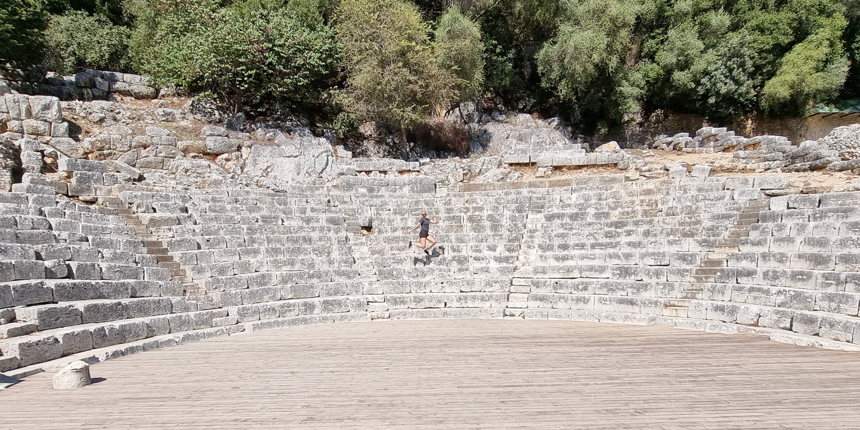 Jumping in the air on amphitheatre